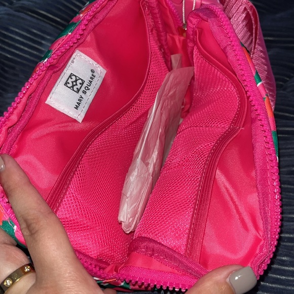 Mary Square Boutique Belt Bag Wild Child - Picture 8 of 15